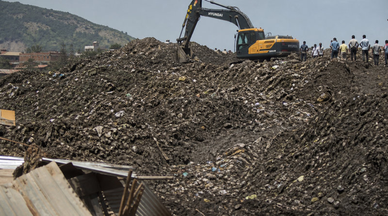 At Least 22 Killed in Conakry Landfill Collapse as Rescuers Search for Survivors