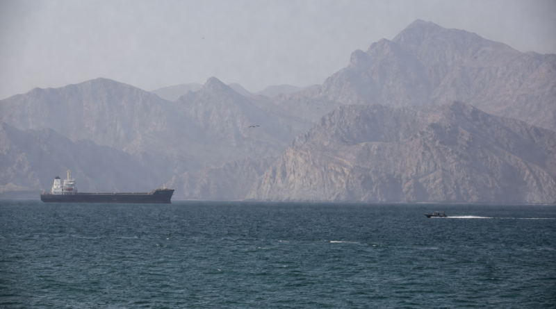 Iran Threatens to Bar Military Vessels from Strait of Hormuz Amid Oman Deal Talks