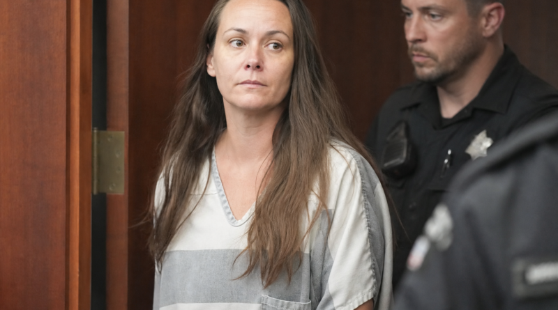 D.C. Judge Orders Release of Kentucky Woman Accused of World War II Memorial Vandalism