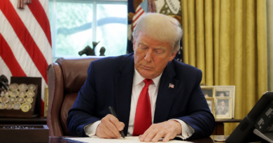 Trump Signs Executive Order Renaming Lake Ontario to Lake America