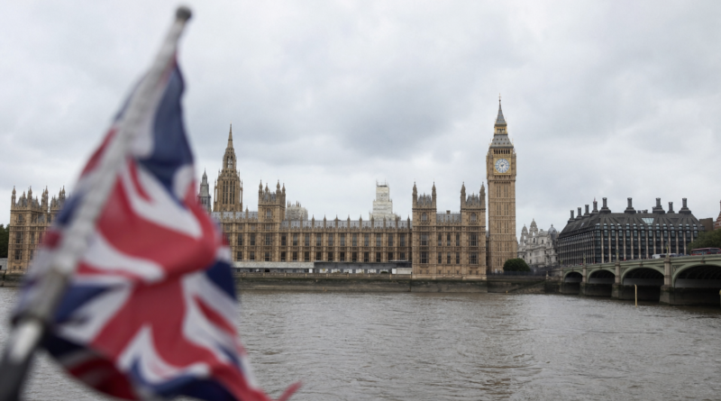 UK Says Support for Ukraine Is '100%' After Russia's Drone Warning
