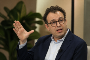 Anthropic CEO seeks immediate slowdown on AI